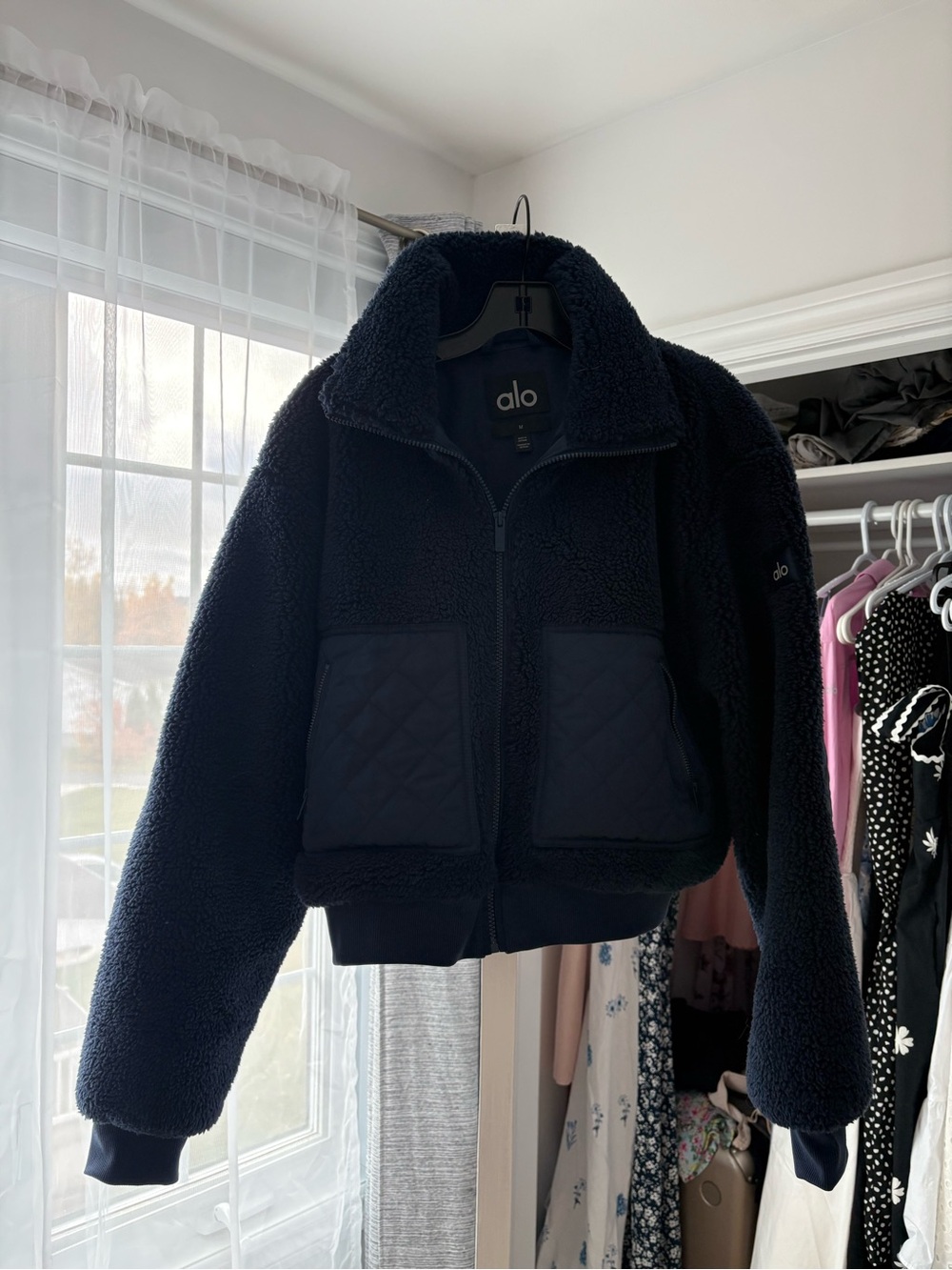 Alo Yoga Sherpa Edge Bomber Jacket Navy Size M